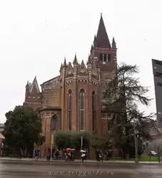Церковь Сан-Фермо в Вероне