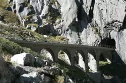 Чёртов мост в Швейцарии, фото 2