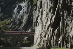 Чёртов мост в Швейцарии, фото 19