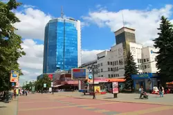 Здания «Челябинск-Сити» и Главпочтамт
