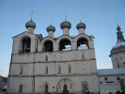 Колокольня в Ростовском кремле