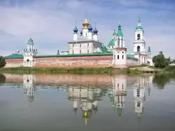 Спасо-Яковлевский монастырь. Вид озера Неро