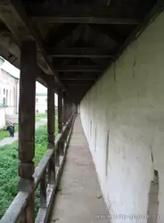 Переходы крепостных стен Горицкого монастыря