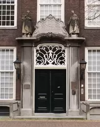 Дом для девочек-сирот (с 1578 по 1954) / Meisjeshuis Delft