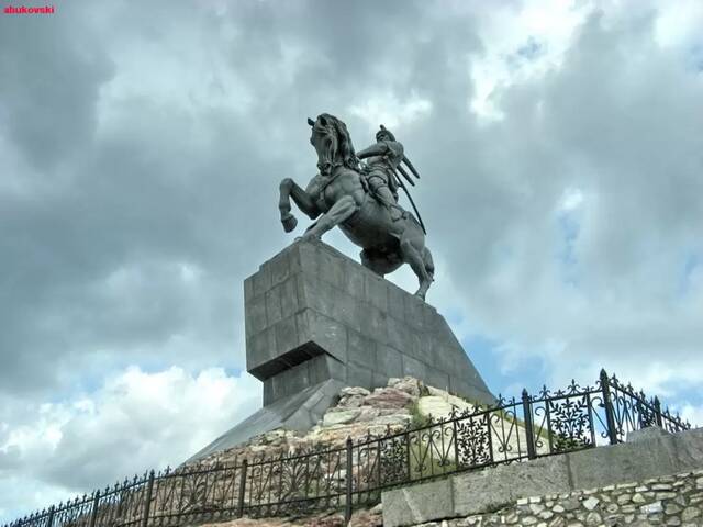 Памятник Салавату Юлаеву в Уфе