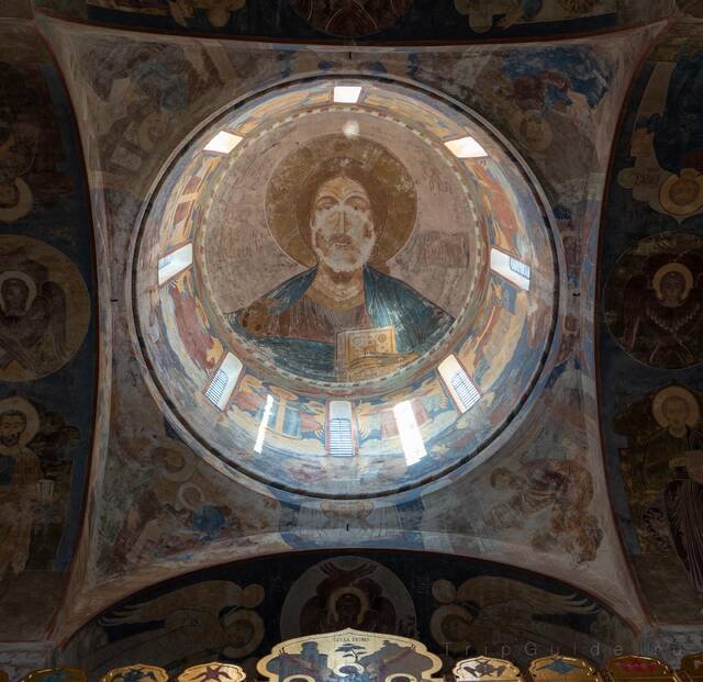 Христос в росписи главного купола, Троицкий собор